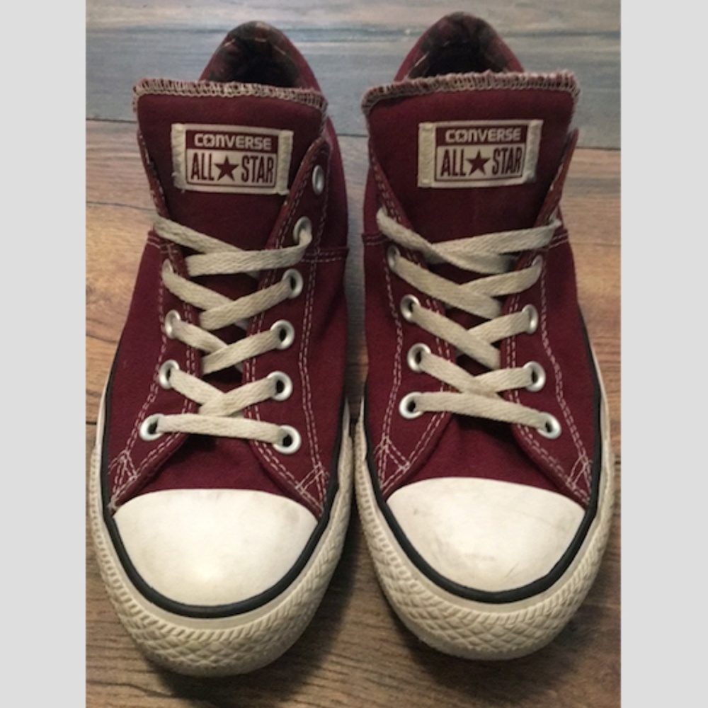 Maroon Converse!